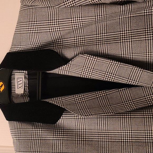 Vintage Blazer - Picture 3 of 9